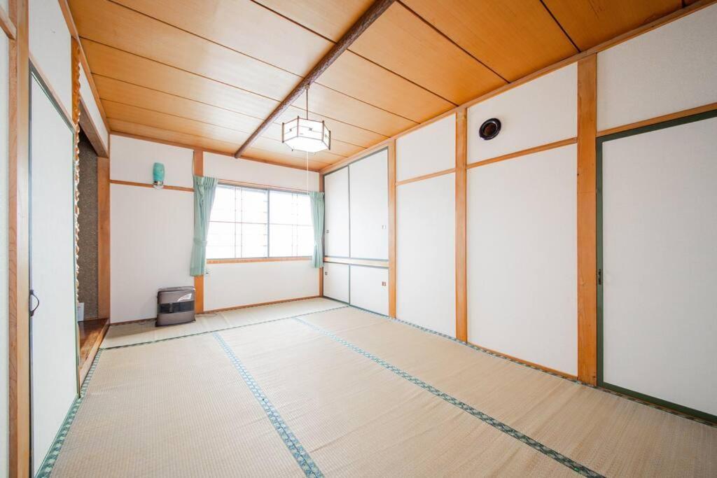 Guesthouse Chiyogaoka Асахикава Экстерьер фото