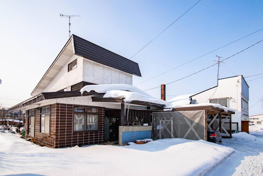 Guesthouse Chiyogaoka Асахикава Экстерьер фото